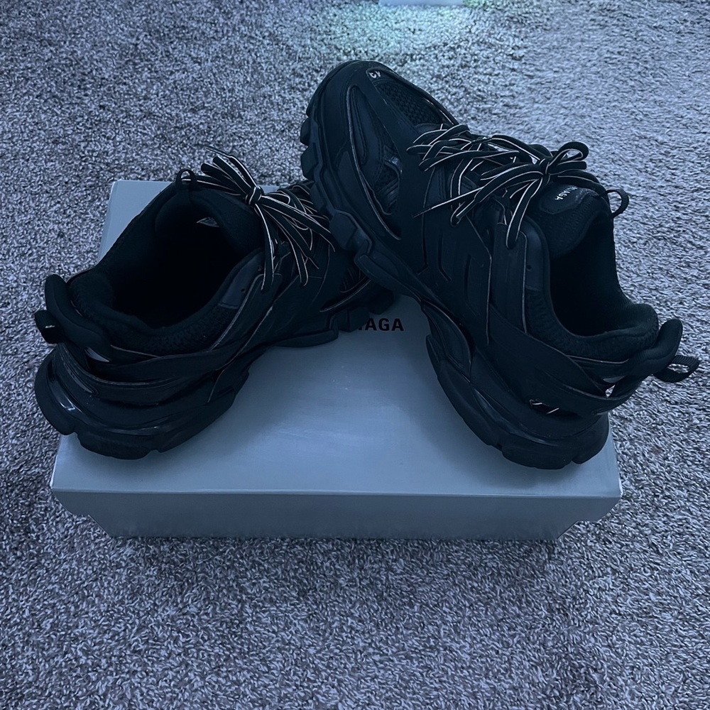 Balenciaga Tracks